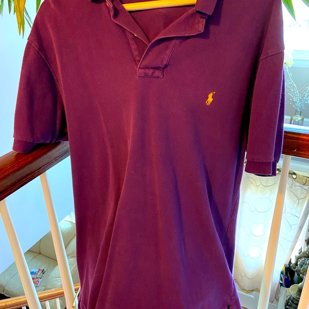 Men’s polo tee